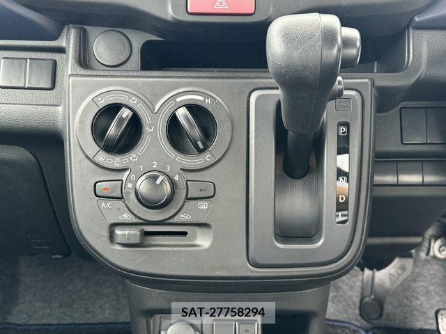 Suzuki ALTO 2022-07 305221-15