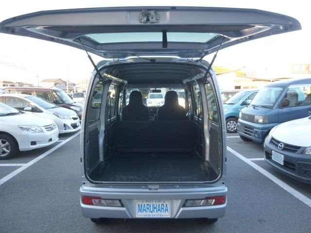 Toyota PIXIS VAN 2020-03 186116-7