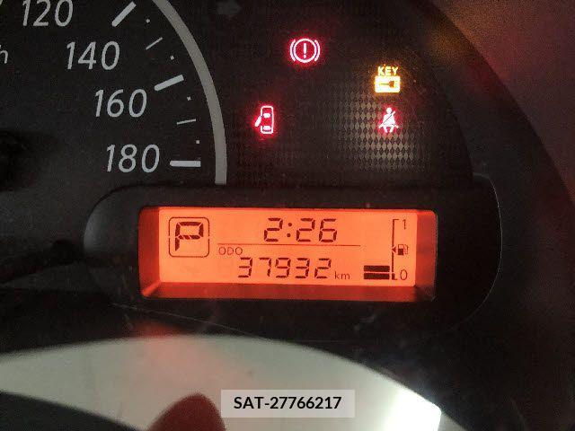Nissan MARCH 2013-10 276239-7
