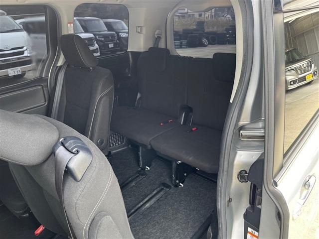 Toyota ESQUIRE 2016-05 194853-4
