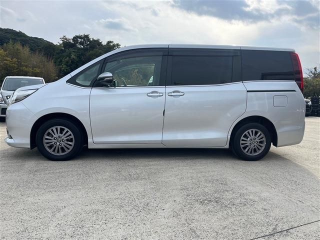 Toyota ESQUIRE 2016-05 194853-11