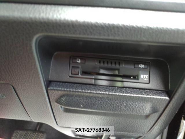 Toyota VOXY 2017-10 255630-14