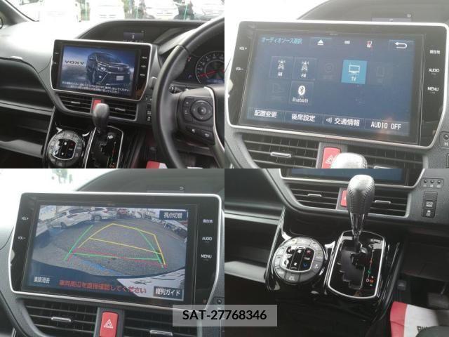 Toyota VOXY 2017-10 255630-5