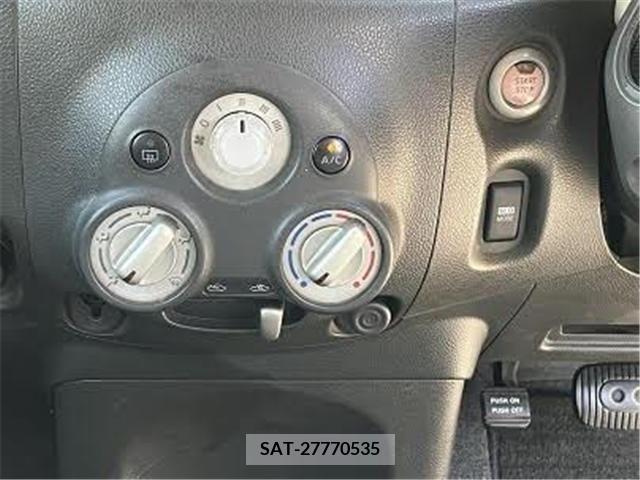Nissan CUBE 2013-02 265413-17