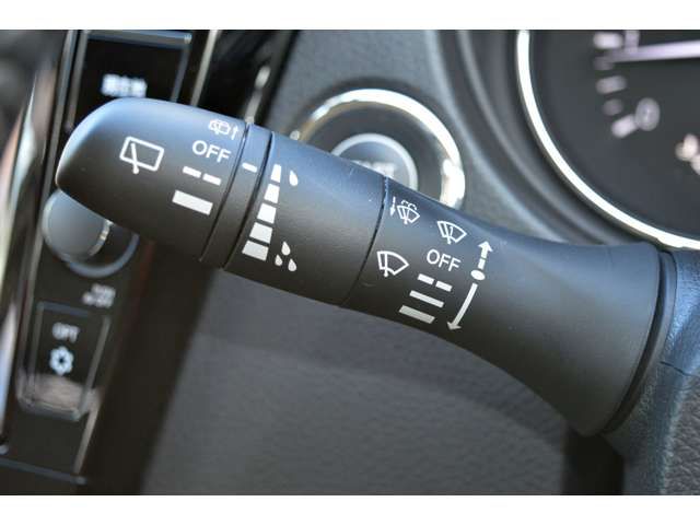 Nissan X-TRAIL 2019-03 12038-14
