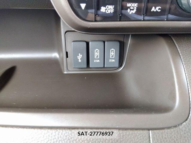 Honda N BOX 2021-03 333870-8