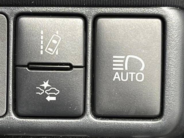 Toyota AQUA 2019-02 182276-2