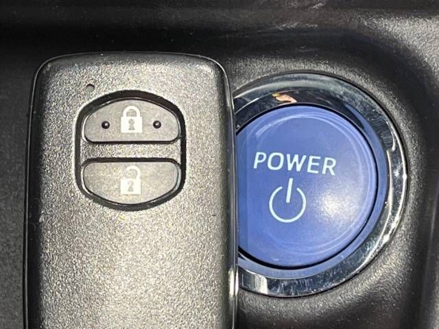 Toyota AQUA 2019-02 182276-5