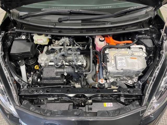 Toyota AQUA 2019-02 182276-18