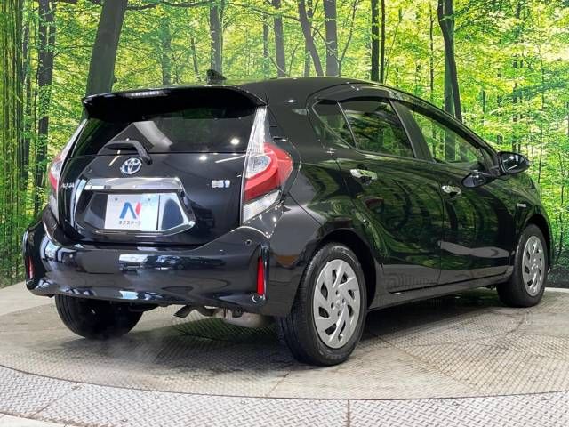 Toyota AQUA 2019-02 182276-17