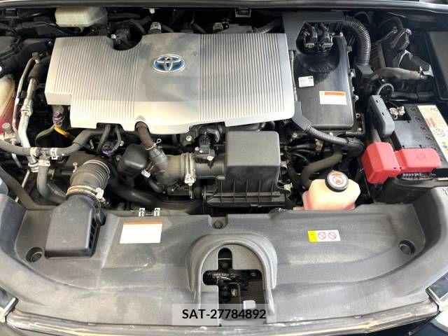 Toyota PRIUS 2017-06 330610-18