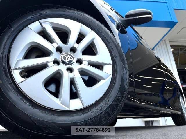 Toyota PRIUS 2017-06 330610-13