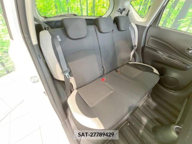 Nissan NOTE 2017-05 365406-9