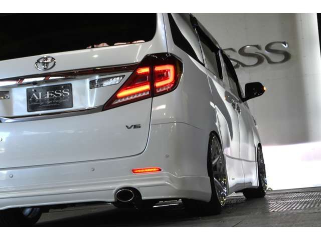 Toyota ALPHARD 2012-04 8108-10
