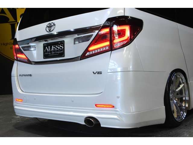 Toyota ALPHARD 2012-04 8108-8