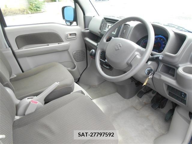 Suzuki EVERY 2015-04 385520-21