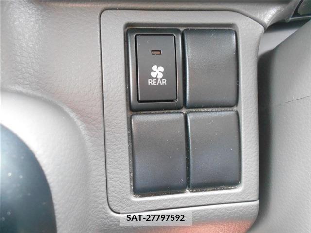 Suzuki EVERY 2015-04 385520-15