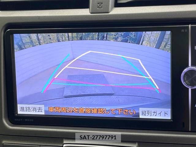 Toyota RACTIS 2014-02 313641-3