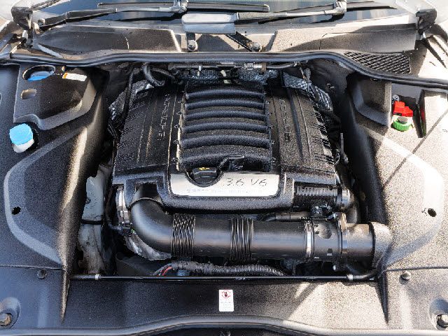 Porsche CAYENNE 2016-12 4471-5