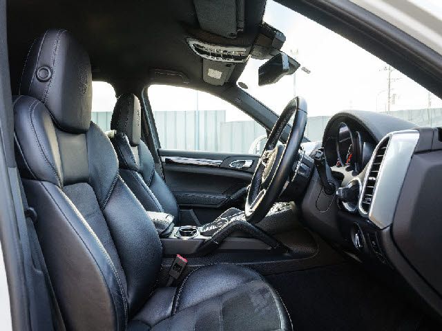 Porsche CAYENNE 2016-12 4471-3