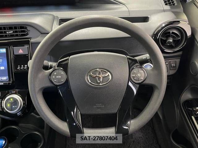 Toyota AQUA 2017-04 291958-11
