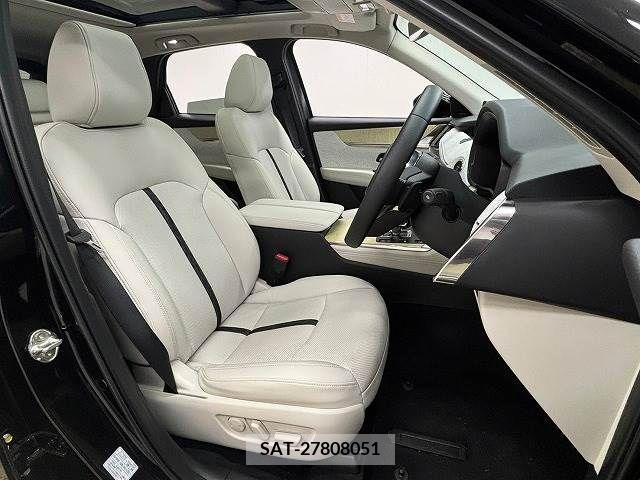 Mazda CX-60 2022-12 358781-4