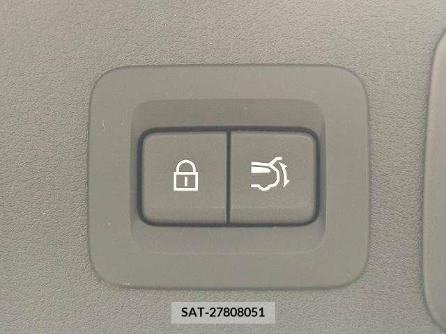 Mazda CX-60 2022-12 358781-11