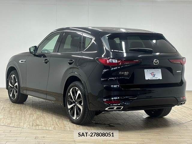 Mazda CX-60 2022-12 358781-16