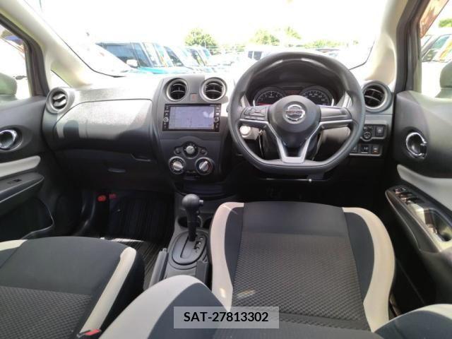 Nissan NOTE 2018-04 302426-2