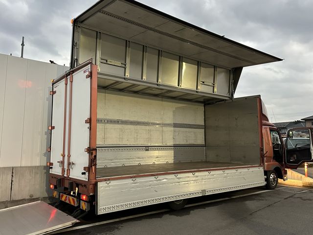 MITSUBISHI FUSO Fighter 2014-07 6389-14