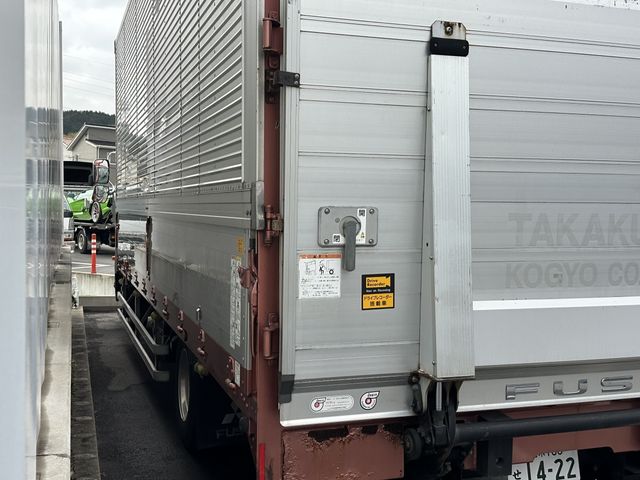 MITSUBISHI FUSO Fighter 2014-07 6389-13