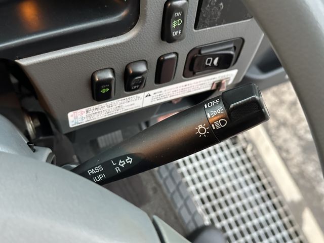 MITSUBISHI FUSO Fighter 2014-07 6389-9