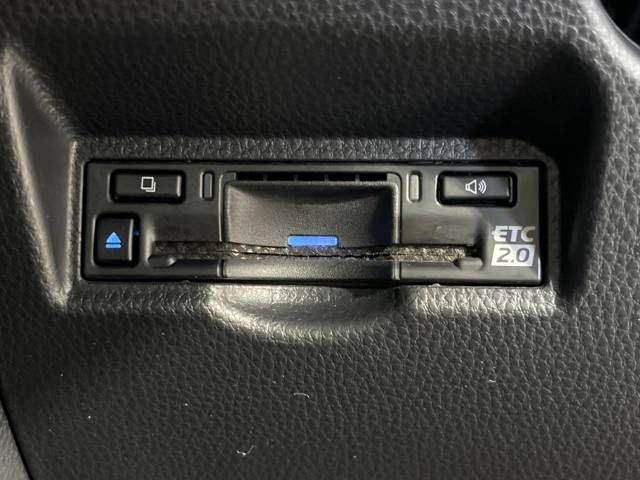 Toyota NOAH 2023-07 189614-7
