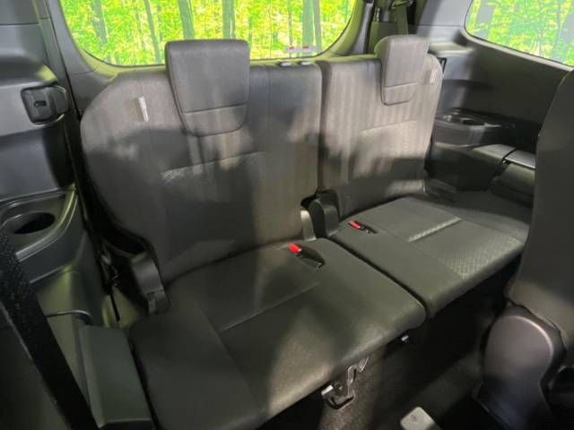 Toyota NOAH 2023-07 189614-10