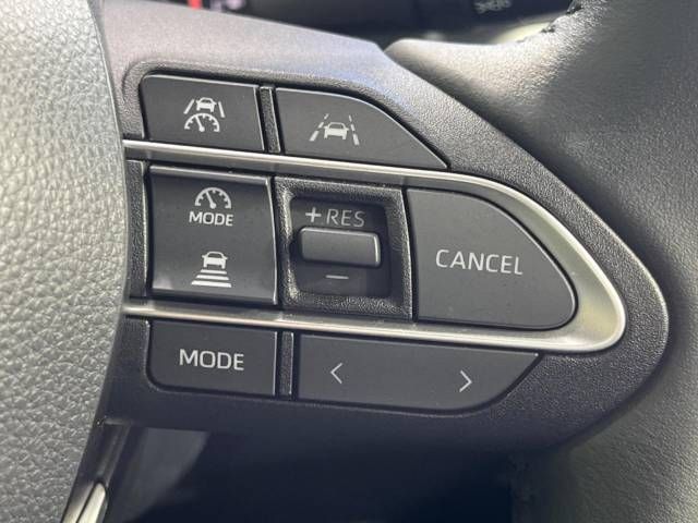 Toyota NOAH 2023-07 189614-6