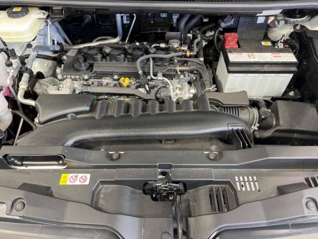 Toyota NOAH 2023-07 189614-19