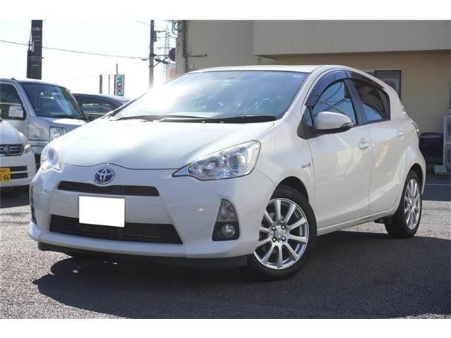 Toyota AQUA 2013-09 15084-0