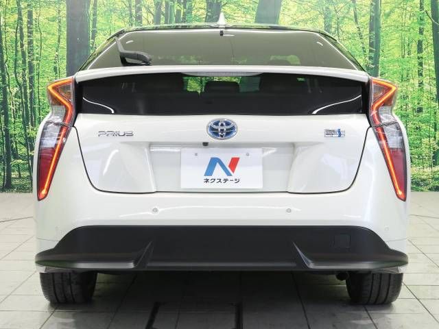 Toyota PRIUS 2016-09 11459-16
