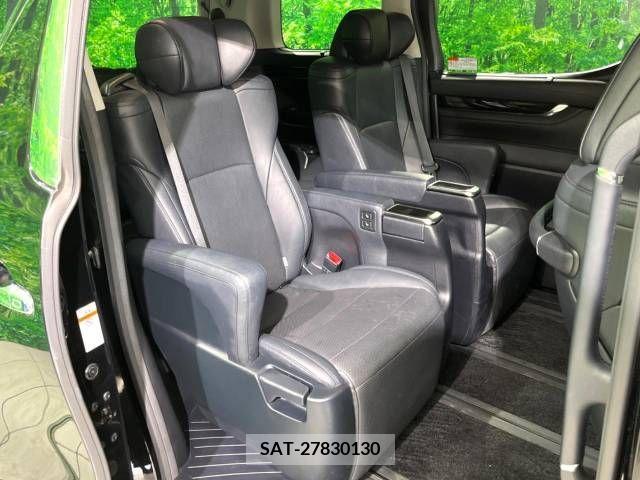 Toyota ALPHARD 2018-12 377904-9