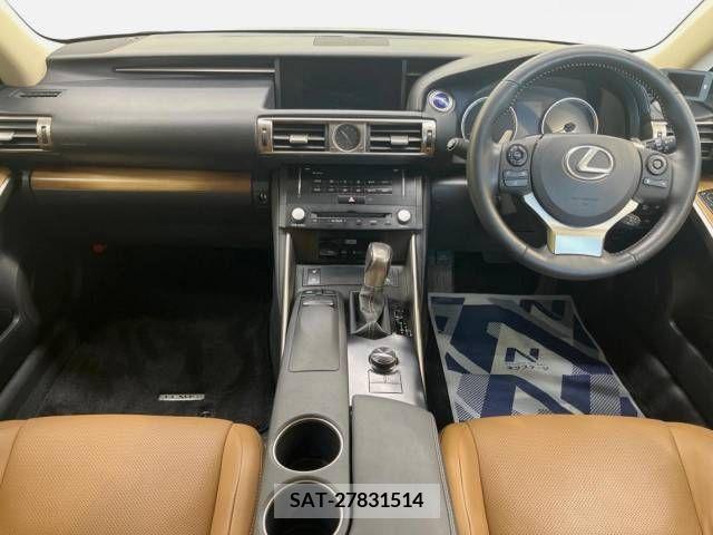 Lexus IS 2014-07 362826-1
