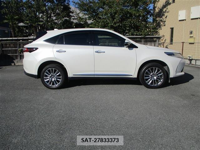 Toyota HARRIER 2017-11 203988-6