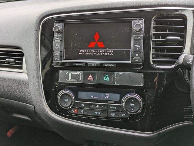 Mitsubishi OUTLANDER PHEV 2014-02 19702-12