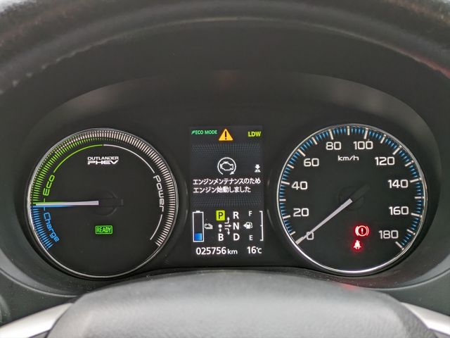 Mitsubishi OUTLANDER PHEV 2014-02 19702-9