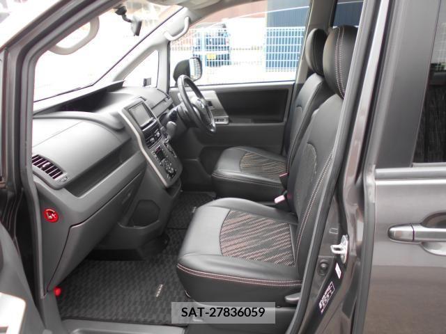 Toyota NOAH 2009-07 321299-7
