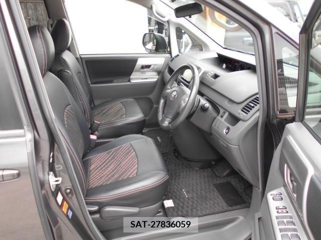 Toyota NOAH 2009-07 321299-6