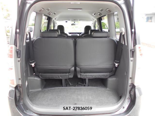 Toyota NOAH 2009-07 321299-11