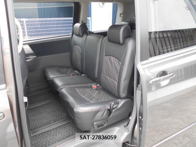 Toyota NOAH 2009-07 321299-9