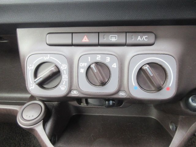 Toyota PASSO 2013-02 3774-13