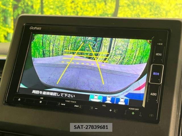 Honda N BOX CUSTOM 2022-01 279007-6