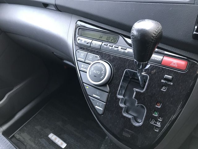 Toyota ISIS 2005-08 2232-12